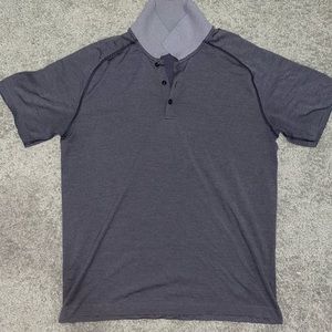 Lululemon Men’s Golf Shirt size XL .